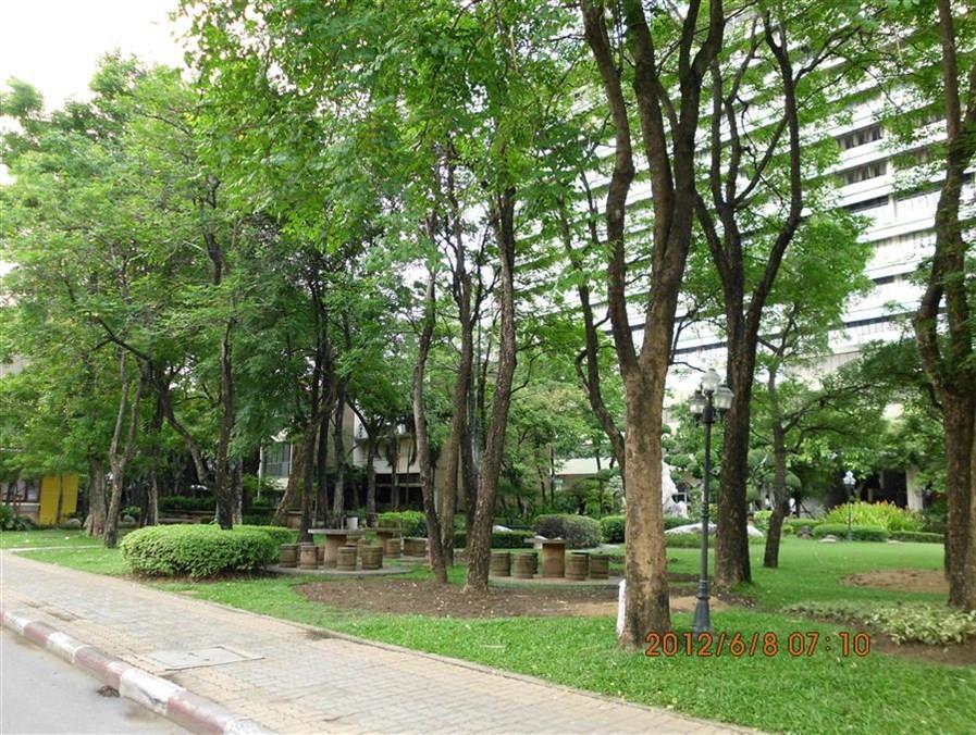 曼谷 Phranakhon Grand View酒店 外观 照片